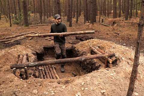 Building a WW2 Foxhole: One Day Build with 1965 Entrenching Tool