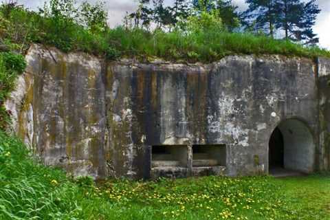 10 DIY Bunker Plans for Your Underground Home