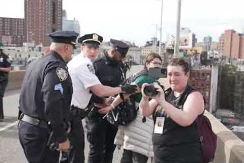 MASS ARRESTS As Palestine Protesters Take Manhattan Bridge - NYC