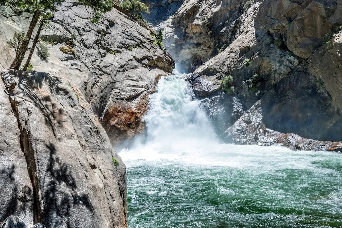 Couple Drowns at Waterfall in Kings Canyon National Park